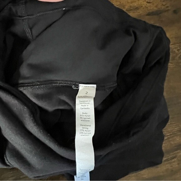 lululemon Black Ready to Rulu 28” Leggings Tights - Picture 6 of 6